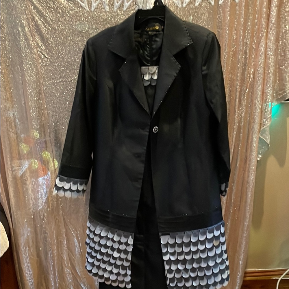 Susanna Black 2-piece suit with White and gray Scalloped Trim